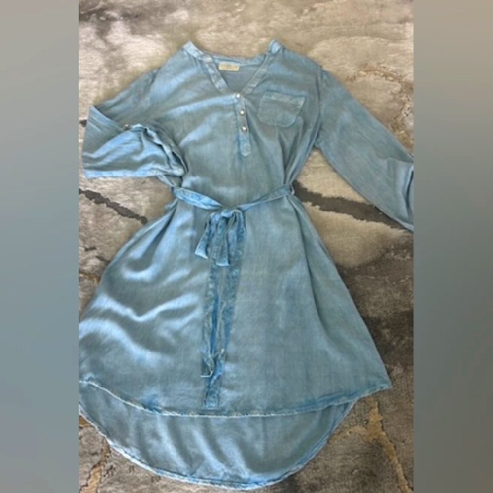 Women's dress